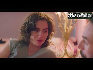 Betty Gilpin Blonde , boobs in GLOW (series) (2017) 14
