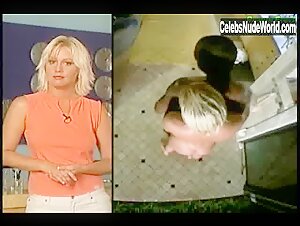 Beverly Lynne Shower , Interracial in 7 Lives Xposed (series) (2001) 6