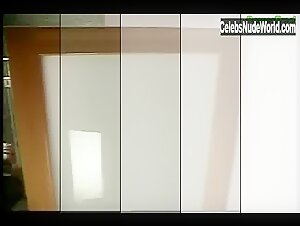Beverly Lynne Bathroom , Lesbian in 7 Lives Xposed (series) (2001) 2