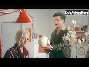 Birte Tove in Tandlaege pa sengekanten (1971) 3