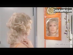 Birte Tove in Tandlaege pa sengekanten (1971) 9