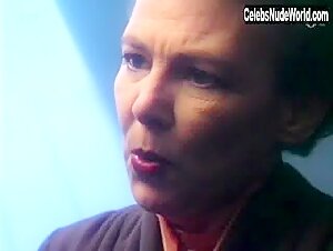 Bjork hot scene in Glerbrot (1988) 17