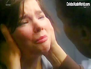 Bjork hot scene in Glerbrot (1988) 18