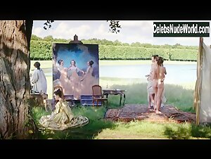 Blandine Bury in Louis XV, le soleil noir (2009) 10