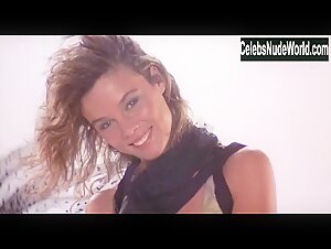 Bobbi Pavis Wet , Vintage in Malibu Bikini Shop (1986) 15