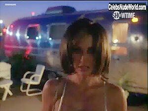 Bobbie Phillips in Hustle (2000) 4