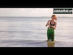 Bridget Fonda Outdoor , Beach scene in Camilla (1994) 1