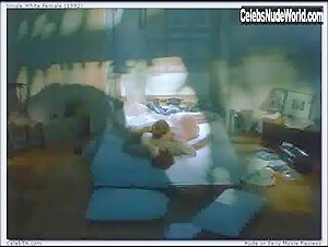 Bridget Fonda Hot , Explicit in Single White Female (1992) 4