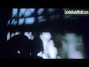 Bridget Fonda Hot , Couple in Single White Female (1992) 18