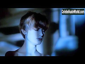 Bridget Fonda Hot , Couple in Single White Female (1992) 8
