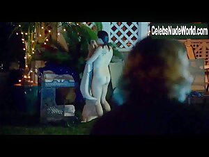 Brigette Davidovici Wet , Pool in Californication (series) (2007) 17