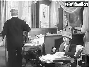 Brigitte Bardot in En cas de malheur (1958) 19
