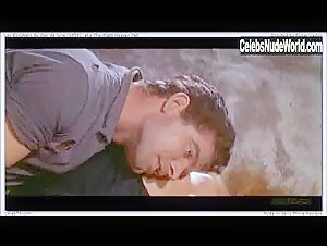 Brigitte Bardot in Les bijoutiers du clair de lune (1958) 16