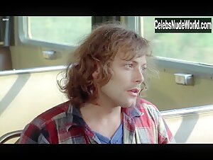 Brigitte Fossey in Les valseuses (1974) 9