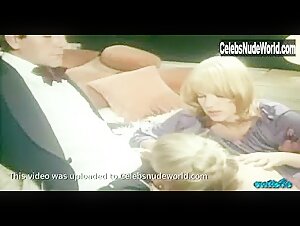 Brigitte Lahaie Blowjob , Threesome in La rabatteuse (1978) 4