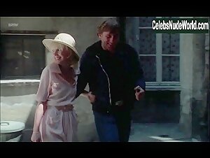 Bulle Ogier in Maitresse (1976) 12