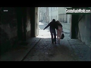 Bulle Ogier in Maitresse (1976) 13
