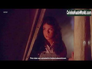 Caprice Benedetti in Slow Burn (2000) 14