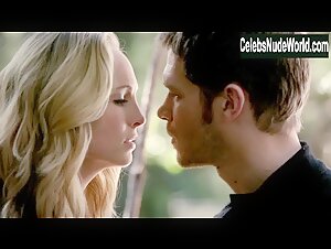 Candice Accola in Vampire Diaries (series) (2009) 2