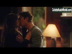 Candice Accola Lingerie , Blonde in Vampire Diaries (series) (2009) 1