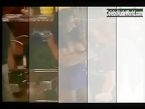 Candace Washington boobs , Public Nudity in 7 Lives Xposed (series) (2001) 4