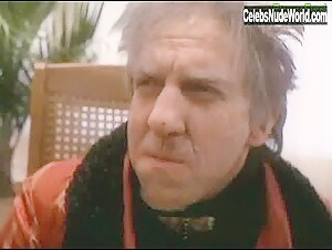 Camille Donatacci Costume , Blonde in Detective (1996) 5