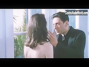 Camille Japy in Le cri de la soie (1996) 12
