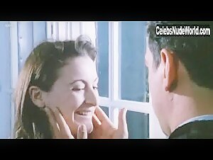 Camille Japy in Le cri de la soie (1996) 17