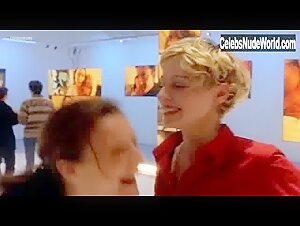 Camille Japy in Nos vies heureuses (1999) 20