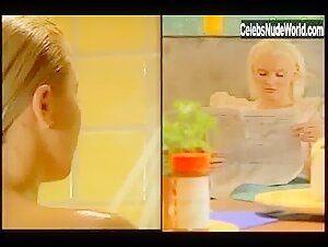 Candace Washington Blonde , boobs in 7 Lives Xposed (series) (2001) 20