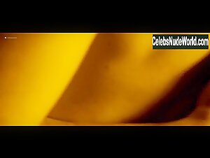 Camille Claris in Les etoiles restantes (2016) 11