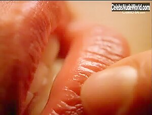 Camilla Overbye Roos Sensual , Close Up in On the Border (1998) 17