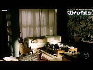 Camila Morgado in O Canto da Sereia (series) (2013) 14