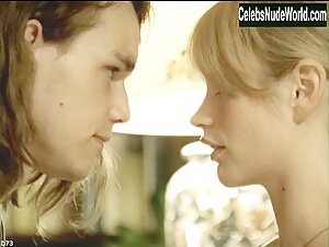 Cameron Richardson in Good Humor Man (2005) 17
