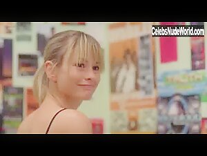 Cameron Richardson in National Lampoon Presents Dorm Daze (2003) 17