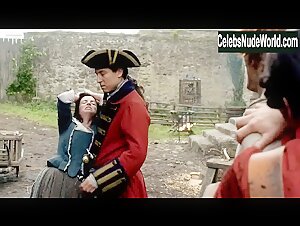 Caitriona Balfe Public Nudity , boobs in Outlander (series) (2014) 1