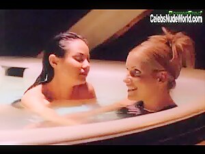 C.C. Costigan Wet , Cuckold scene in Wildflower (1999) 15