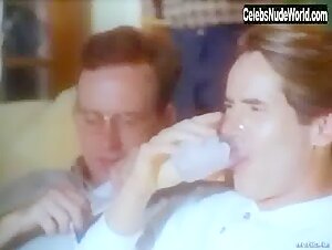 Cara van Landingham Brunette , Explicit in Shadow Dancer (1995) 13