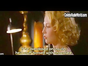 Carice van Houten Blonde , Lingerie in Zwartboek (2006) 12