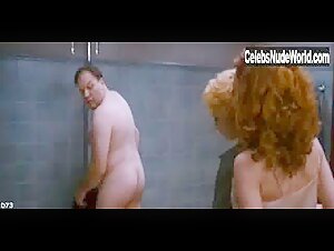 Carice van Houten Shower , Lesbian in Zwartboek (2006) 6