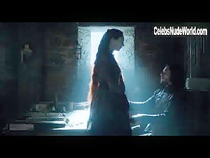Carice van Houten Redhead , Hot in Game of Thrones (series) (2011) 3