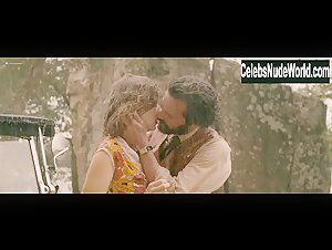 Celine Sallette in Cessez-le-feu (2016) 2