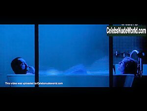 Cecile De France in L'art (delicat) de la seduction (2001) 12