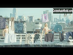 Cecile De France in Casse-tete chinois (2013) 19