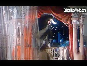 Catherine Zeta-Jones Sexy Dress , Erotic Dance in Les 1001 nuits (1990) 6