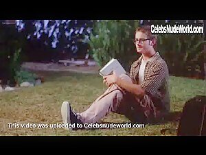 Catherine Hicks in Eight Days a Week (1997) 8