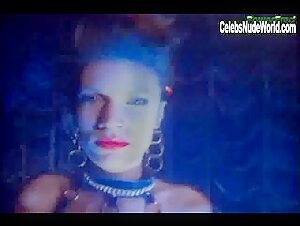 Carrie Janisse Fetish , Femdom in Desert Passion (1993) 9