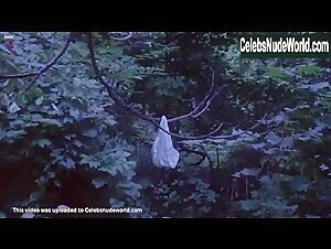 Carolyn Houlihan Outdoor , Vintage in Burning (1981) 16