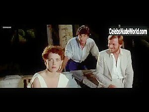 Caroline Laurence in Good-bye, Emmanuelle (1977) 13