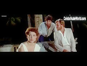 Caroline Laurence in Good-bye, Emmanuelle (1977) 15